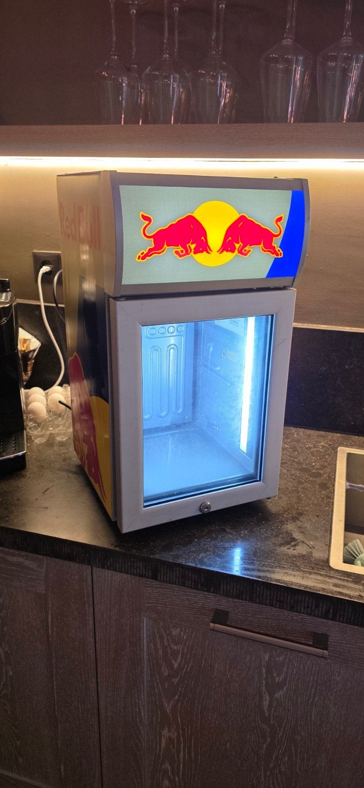 Red Bull Baby Cooler ECO LED koelkast, Ophalen, Minder dan 75 liter, Zonder vriesvak, Gebruikt