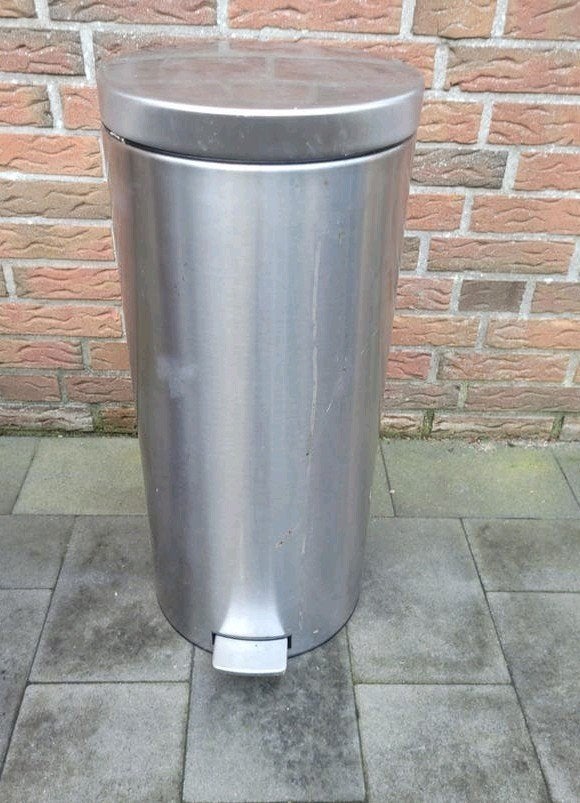 Brabantia prullenbak 60 liter - RVS pedaalemmer, Ophalen, Gebruikt, Met deksel, Overige typen