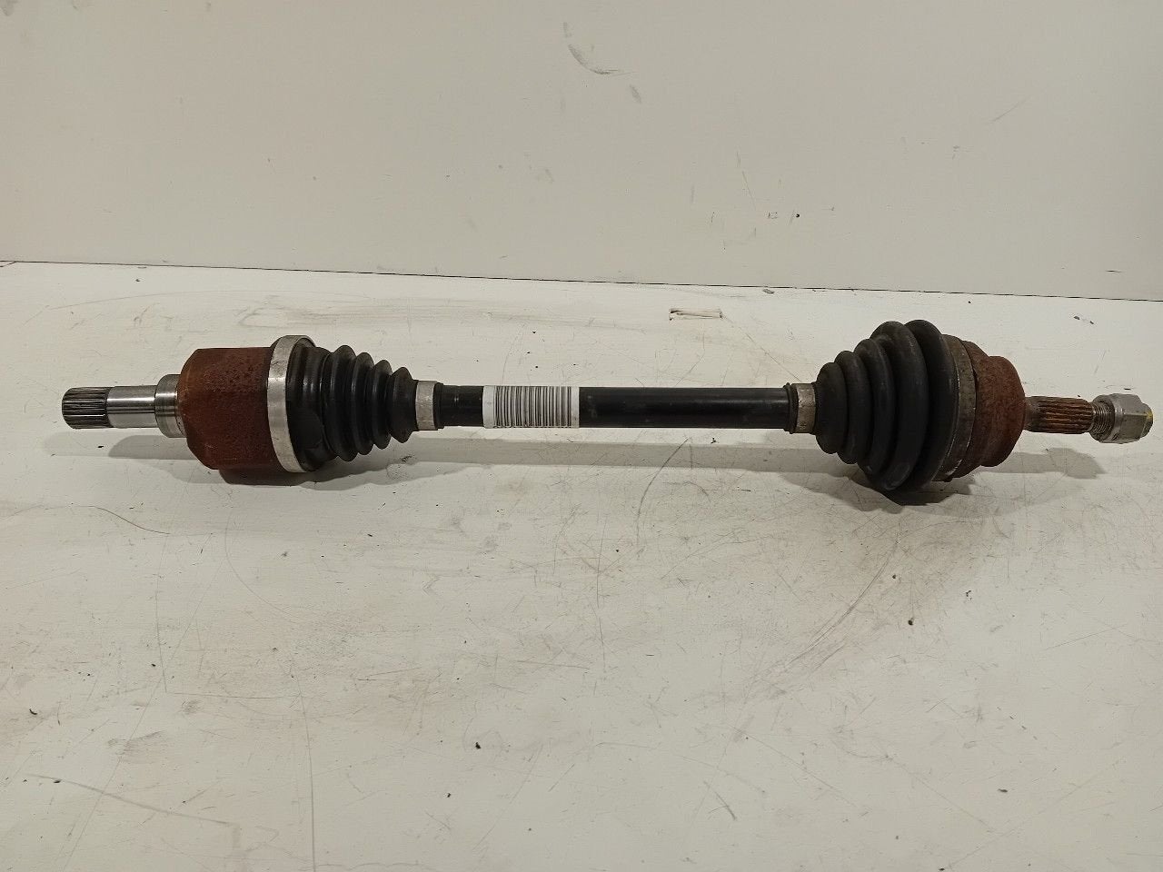 Aandrijfas links voor Citroën DS3, Onderdelen@venauto.nl, Van der Ven Autorecycling B.V., Gebruikt, Ettenseweg 76, 4706 PB Roosendaal, The Netherlands