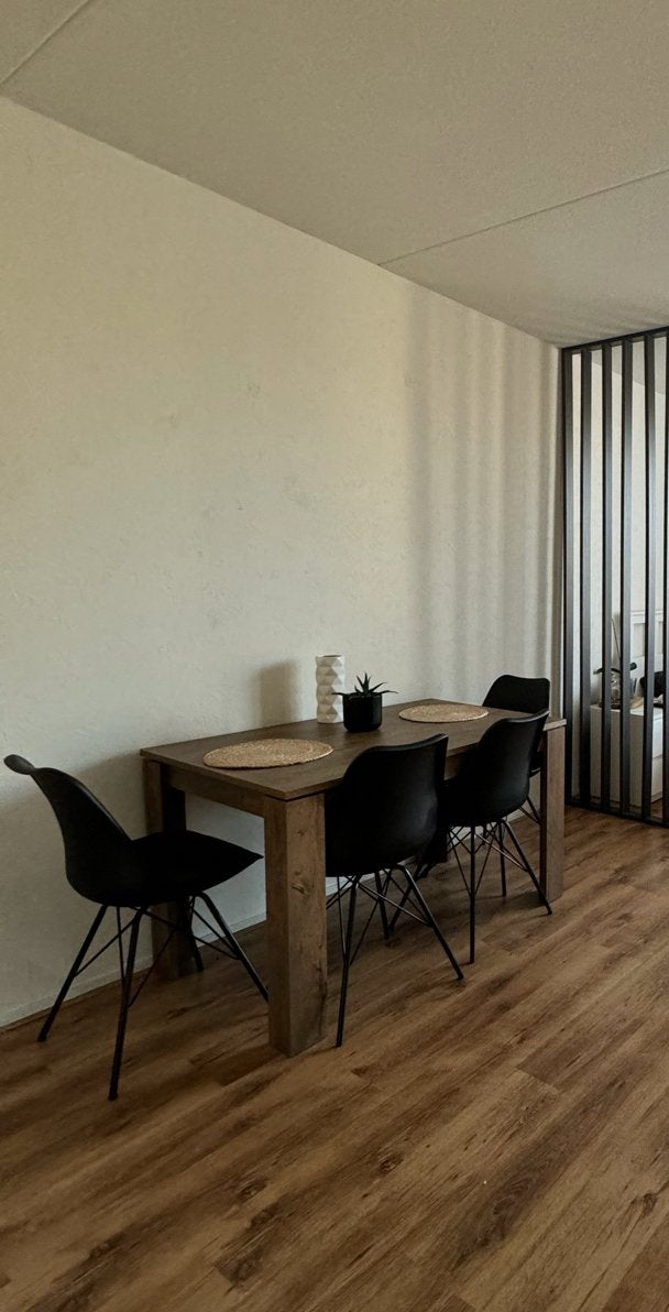 JYSK Vedde eettafel (120x80) met 4 stoelen, Ophalen, Gebruikt, 100 tot 150 cm, 50 tot 100 cm