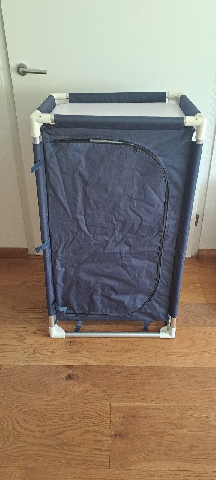 Handig campingkastje - 56x46x97 cm - Goede staat, Caravans en Kamperen, Kampeeraccessoires, Ophalen, Gebruikt