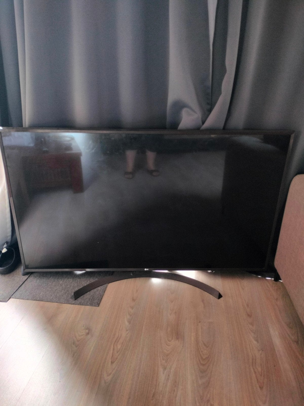 Foto 5 van LG TV 107 cm - Beeld niet 100%