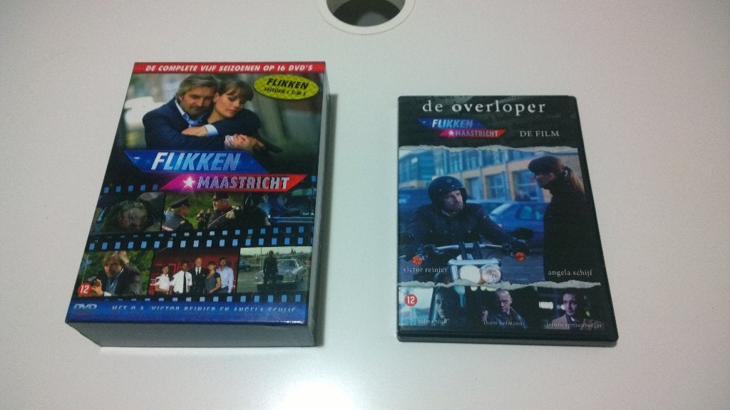 Flikken Maastricht, complete 5 seizoenen + film de overloper, Ophalen, Misdaad, Zo goed als nieuw, Vanaf 12 jaar