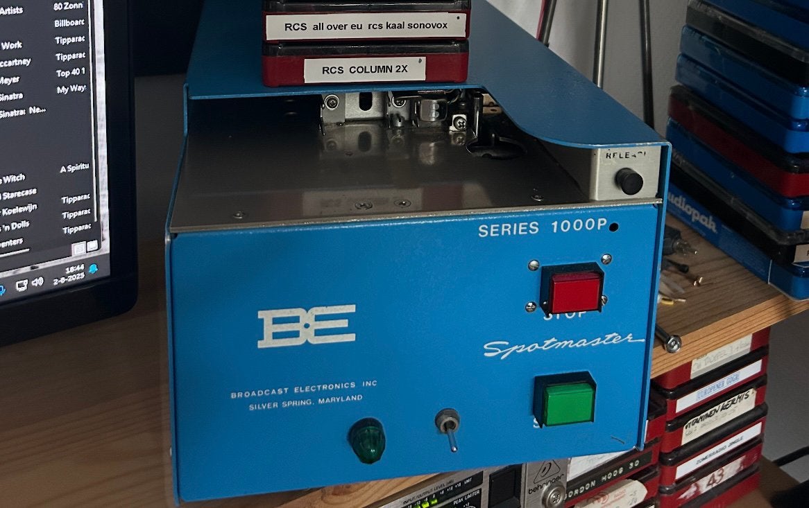 Te koop spotmaster jingle machine. Geheel werkend., Ophalen of Verzenden, Zo goed als nieuw, Audio