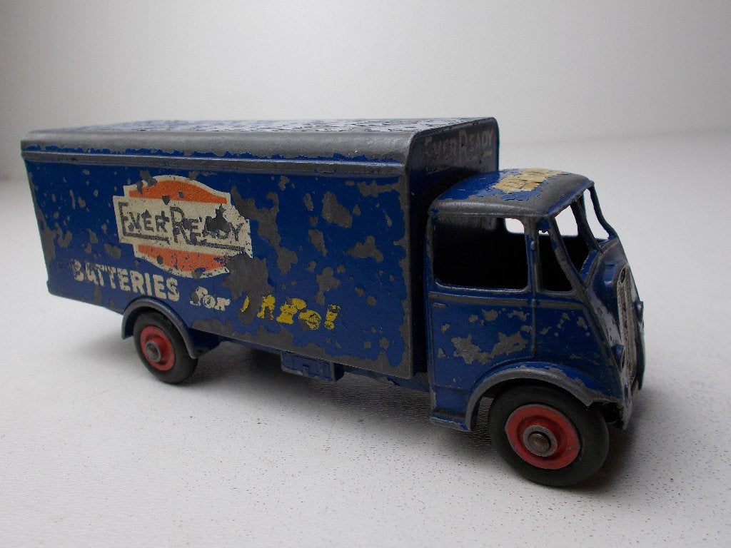 1955 Dinky Supertoys 918 GUY "EVER READY" (Opknapper.), Ophalen of Verzenden, Gebruikt, Bus of Vrachtwagen, Dinky Toys