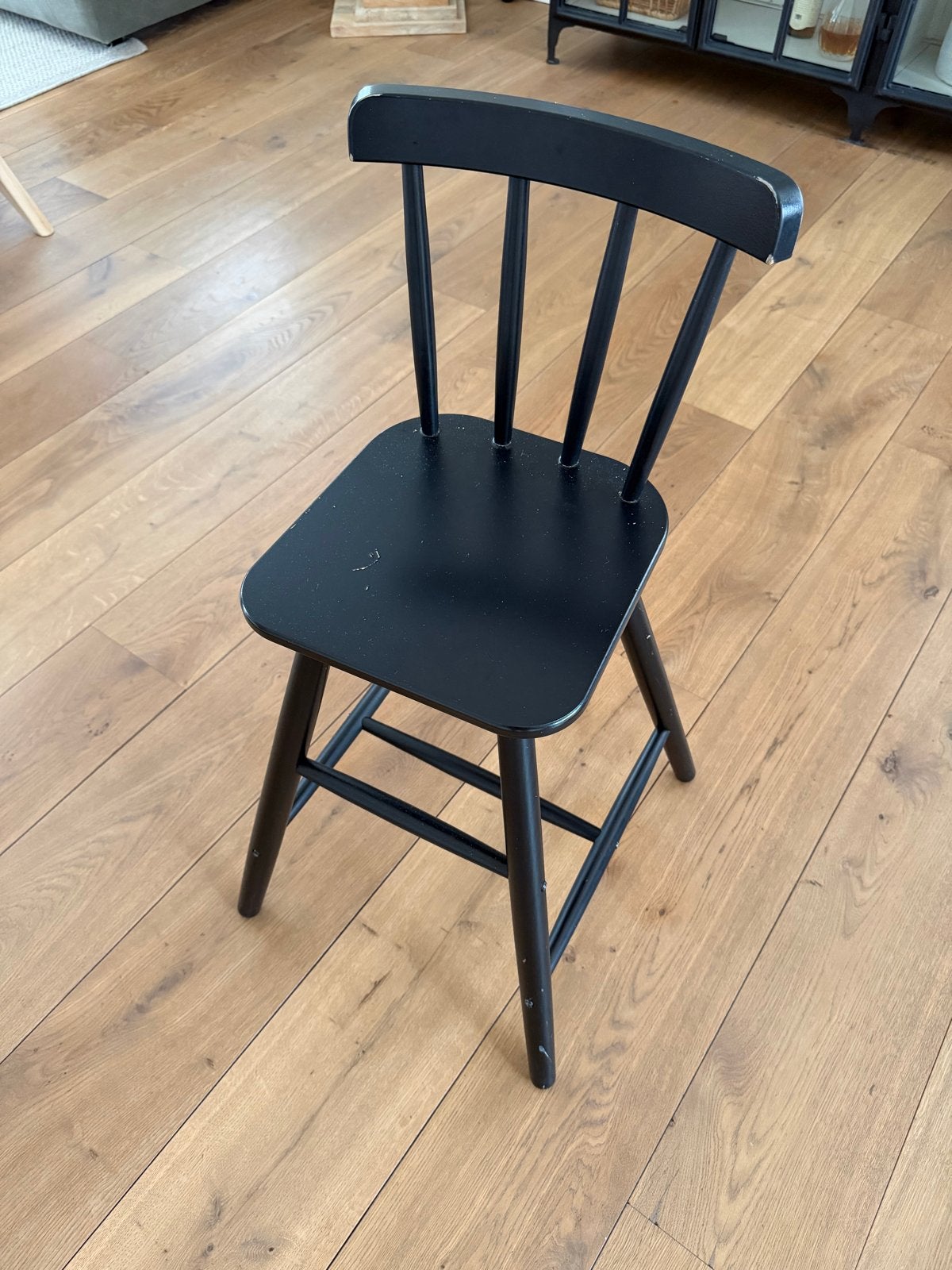 Ikea kinderstoel Agam zwart, Kinderen en Baby's, Kinderstoelen, Ophalen, Gebruikt
