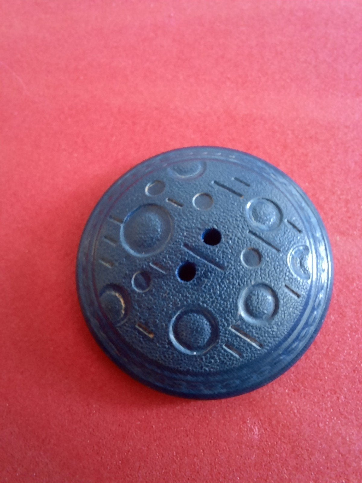 5 grote "koningsblauwe " vintage knopen met patroon., Ophalen of Verzenden, Gebruikt, Knoop of Knopen