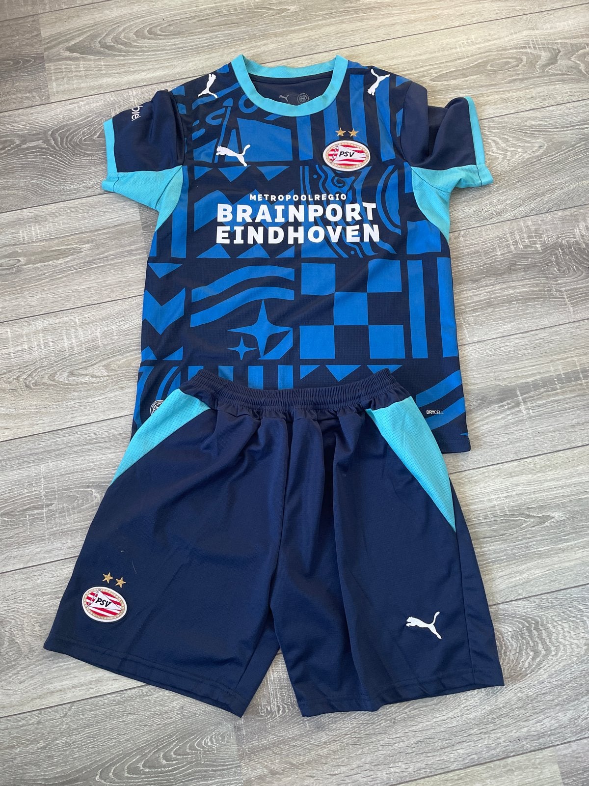 PSV 3e tenue maat M - Shirt en Broekje, Maat M, Ophalen of Verzenden, Zo goed als nieuw, Set