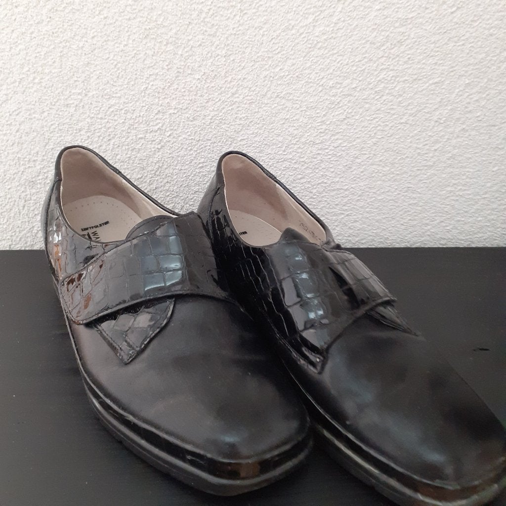 zwarte schoenen waldlaufer 40, Kleding | Dames, Waldlaufer, Zwart, Ophalen of Verzenden, Sneakers of Gympen