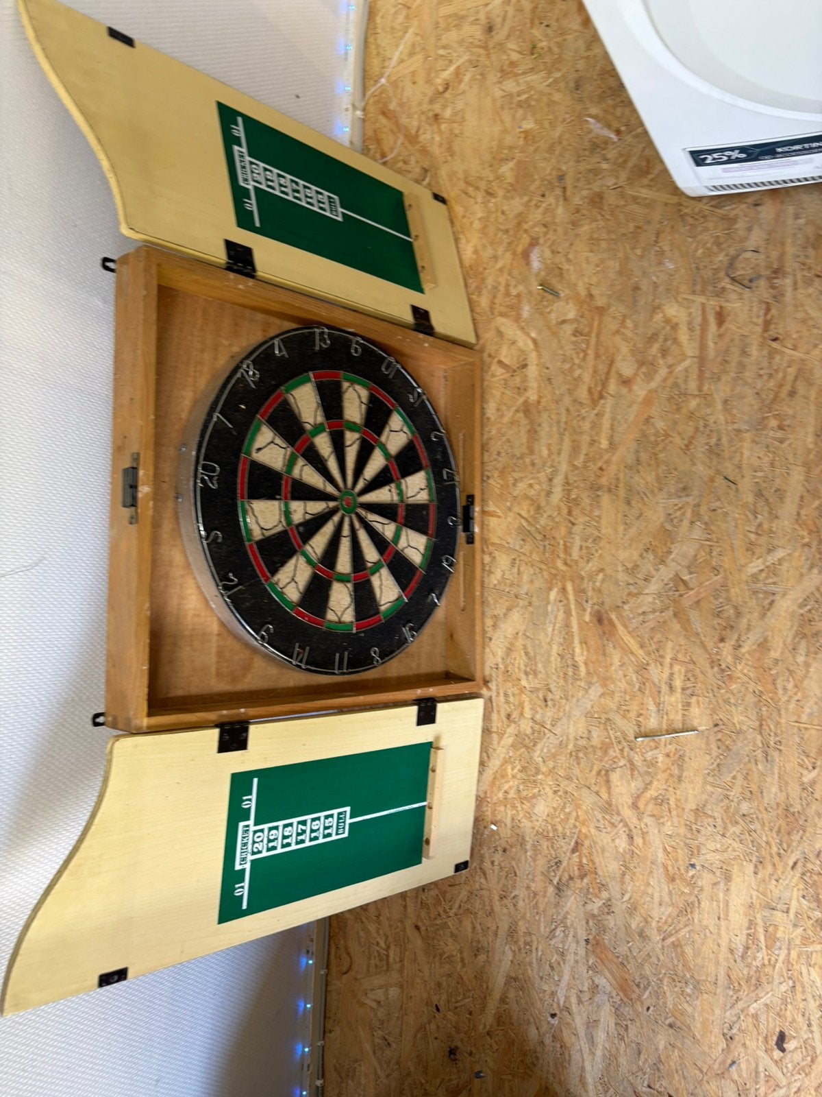 Dartbord, Sport en Fitness, Darts, Ophalen, Zo goed als nieuw, Dartbord