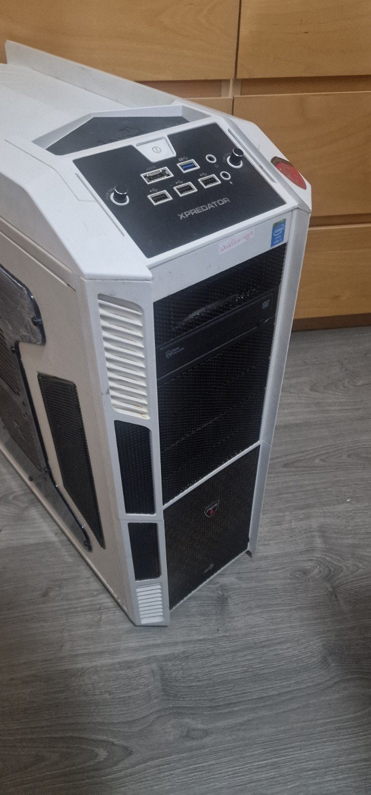 PC Behuizing / Gametower met kabelboom en DVD-speler, Computers en Software, Computerbehuizingen, Ophalen