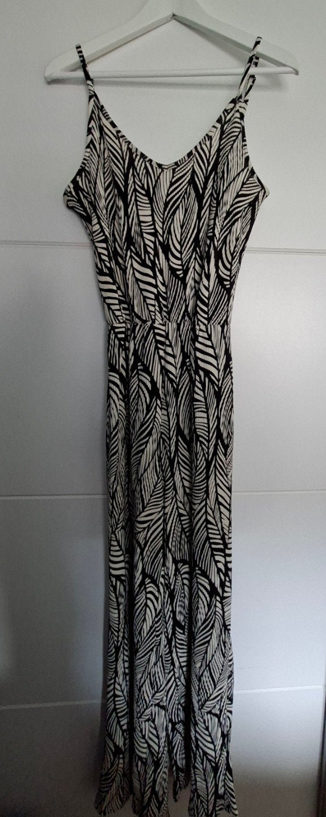 Leuke nieuwe crinkle jumpsuit van Wibra maat 38 valt ruim, Ophalen of Verzenden, Nieuw, Maat 38/40 (M), Zwart