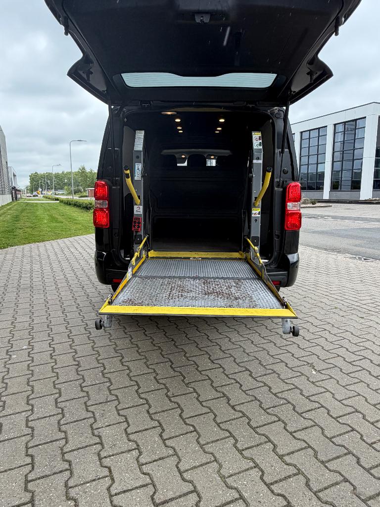 Citroën Jumpy dubbele cab 180PK autom 99dkm, laadlift €270pm, Stof, Navigatiesysteem, 4 cilinders, Citroën