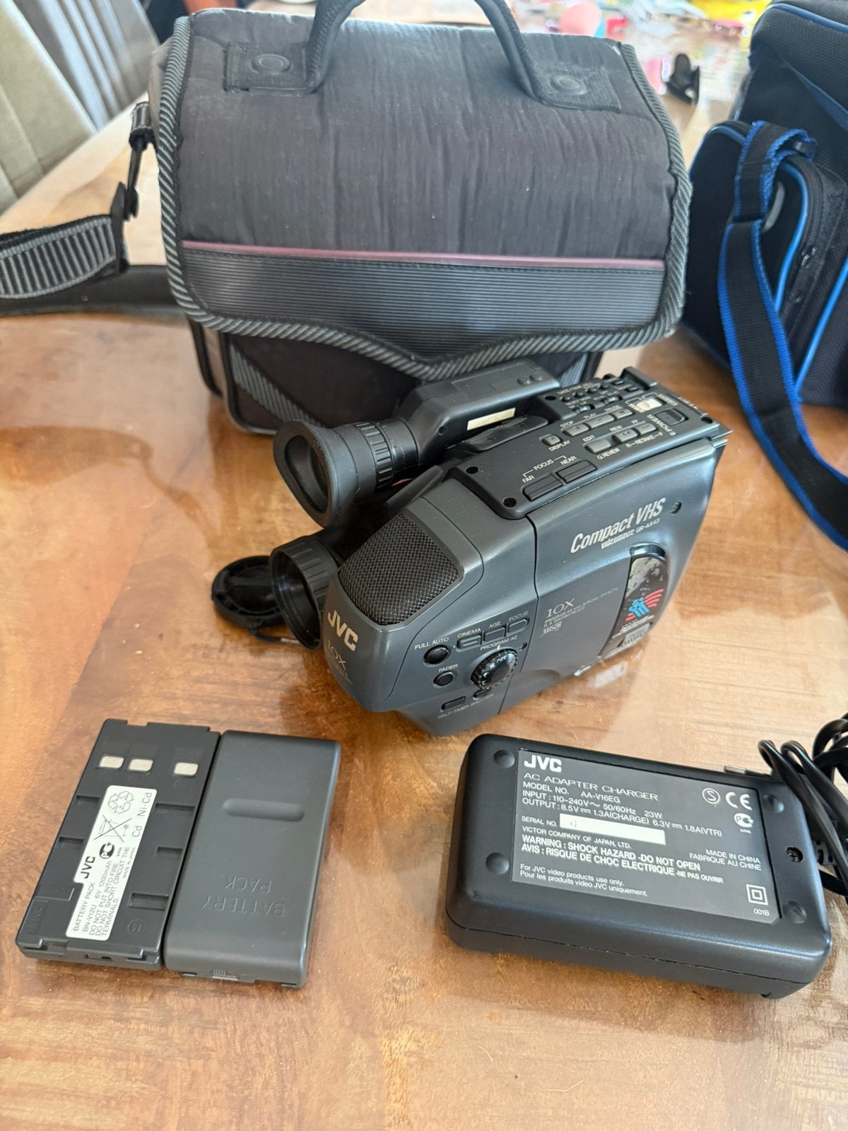 Jvc videocamera GR-AX43E videomovie vhs, Ophalen of Verzenden