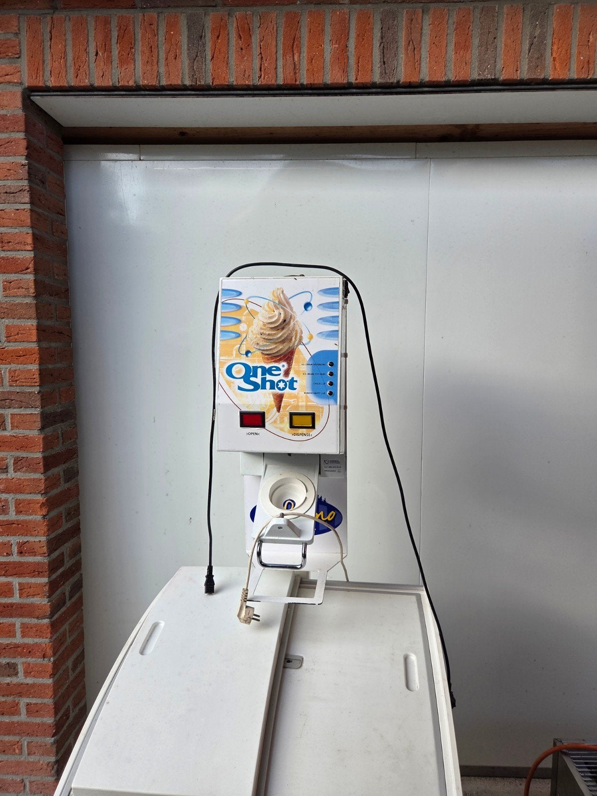 Ijsmachine van one shot met diepvries, Witgoed en Apparatuur, Ophalen