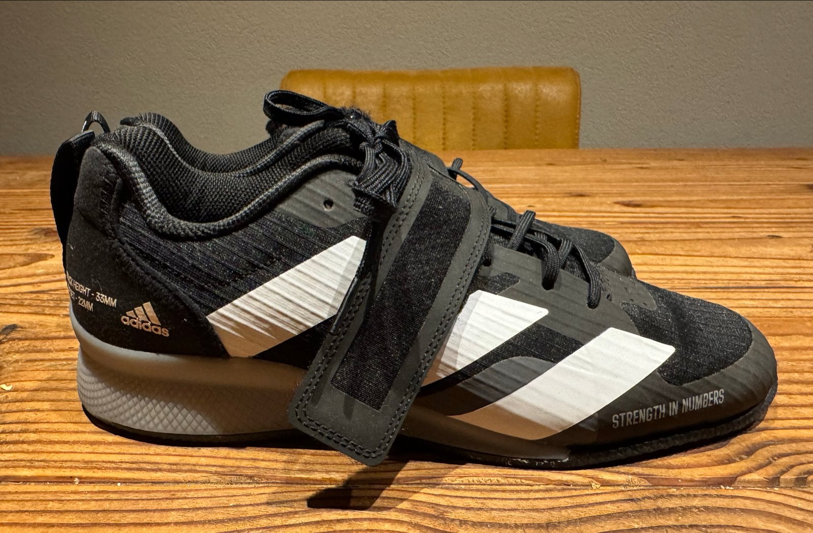 Adidas Adipower weightlifting 3 - maat 42,5, Ophalen of Verzenden, Zo goed als nieuw