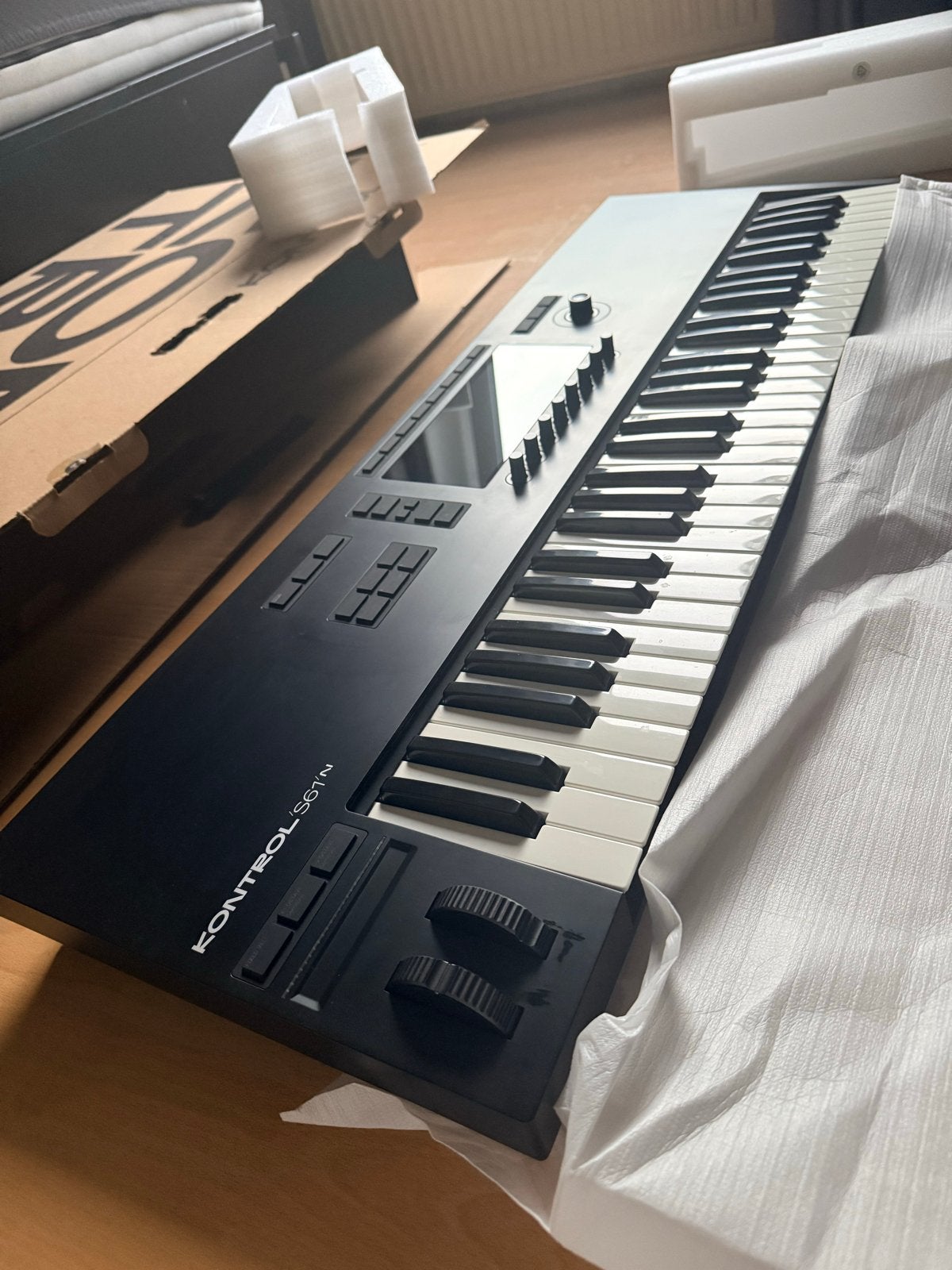 Native Instruments Komplete Kontrol S61 MK3 MIDI Keyboard, Overige merken, 61 toetsen, Ophalen of Verzenden, Zo goed als nieuw