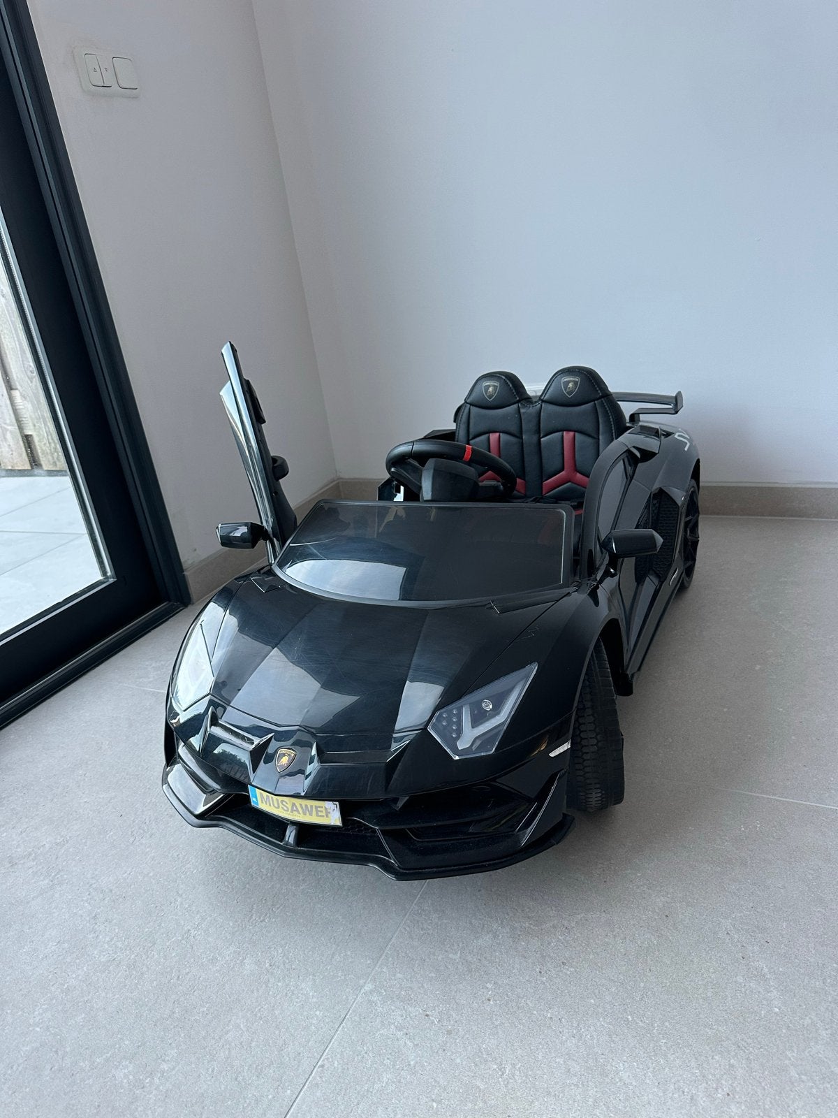 Lamborghini elektrische kinderauto - Zwart, Ophalen, Gebruikt