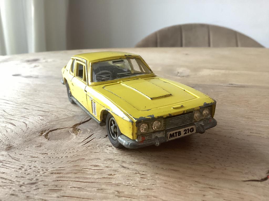 Dinky Toys nr. 188 Jensen FF – schaalmodel Made in England, Ophalen of Verzenden, Gebruikt, Auto, Dinky Toys
