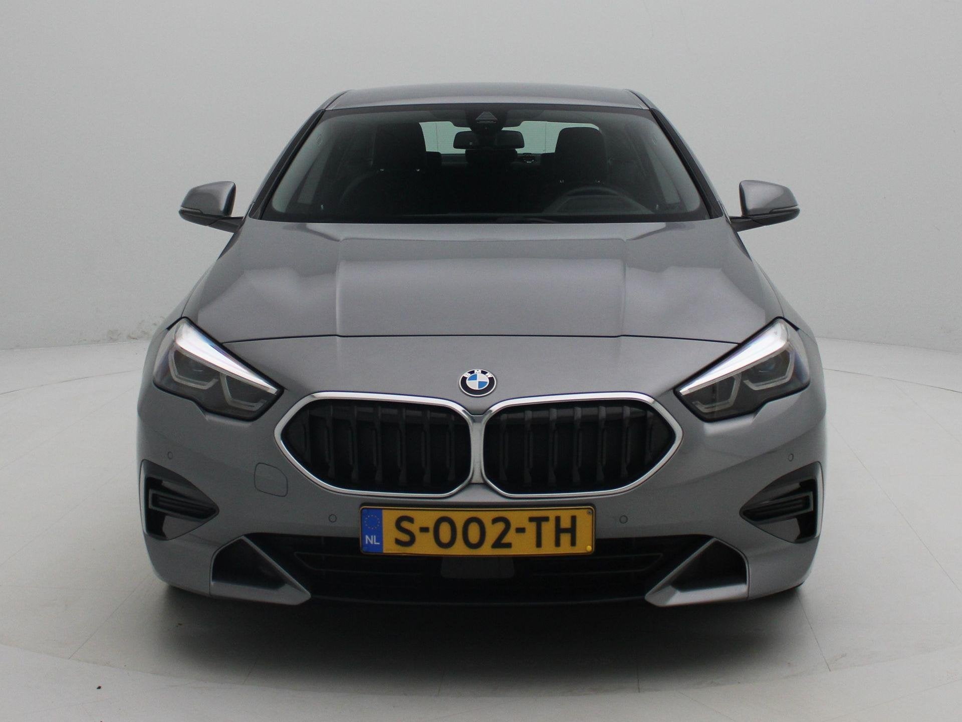 BMW 2-serie Gran Coupé 218i High Executive | Apple Carplay/, Auto's, 136 pk, Gebruikt, Euro 6, 1350 kg