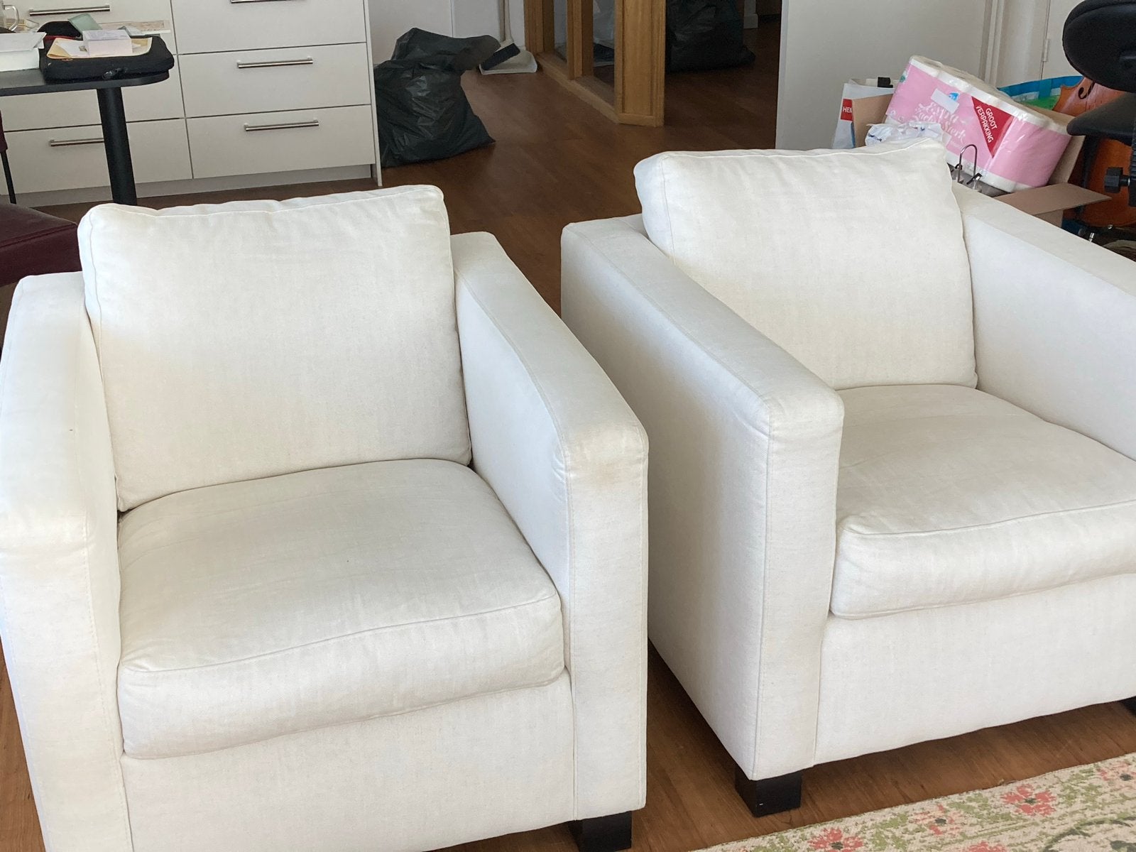 Twee comfortabele witte fauteuils, Ophalen, Gebruikt, Twee, Wit