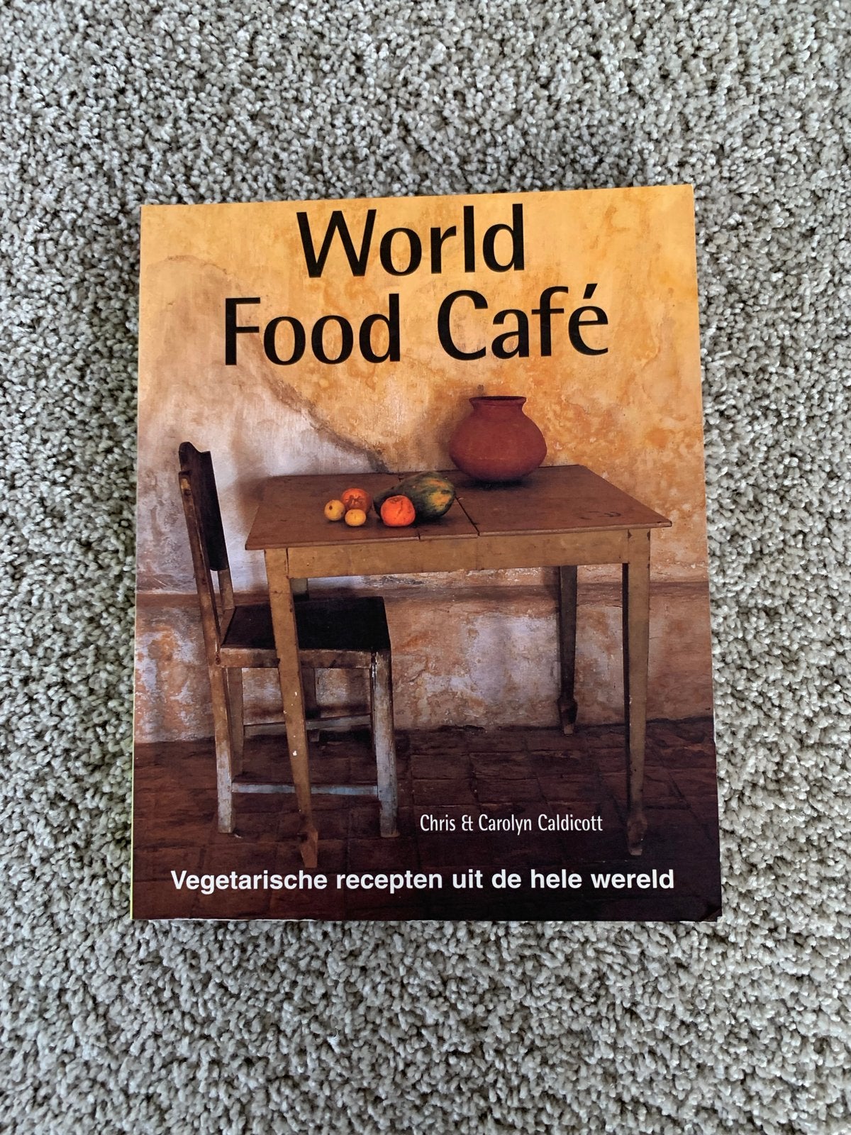 World Food Café: Vegetarische recepten uit de hele wereld, Boeken, Hoofdgerechten, Vegetarisch, Ophalen of Verzenden, Zo goed als nieuw