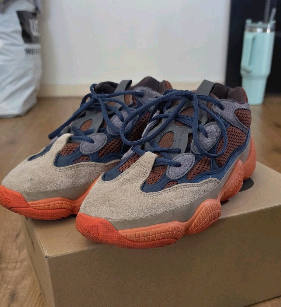 Adidas Yeezy 500 - 'Enflame' - EU 45 1/3, Kleding | Heren, Overige kleuren, Ophalen of Verzenden, Zo goed als nieuw, Adidas Yeezy