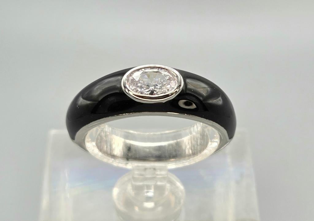 Zilveren design ring zwarte emaile zirkonia. 2026/255, Met edelsteen, ., Zwart, Nieuw