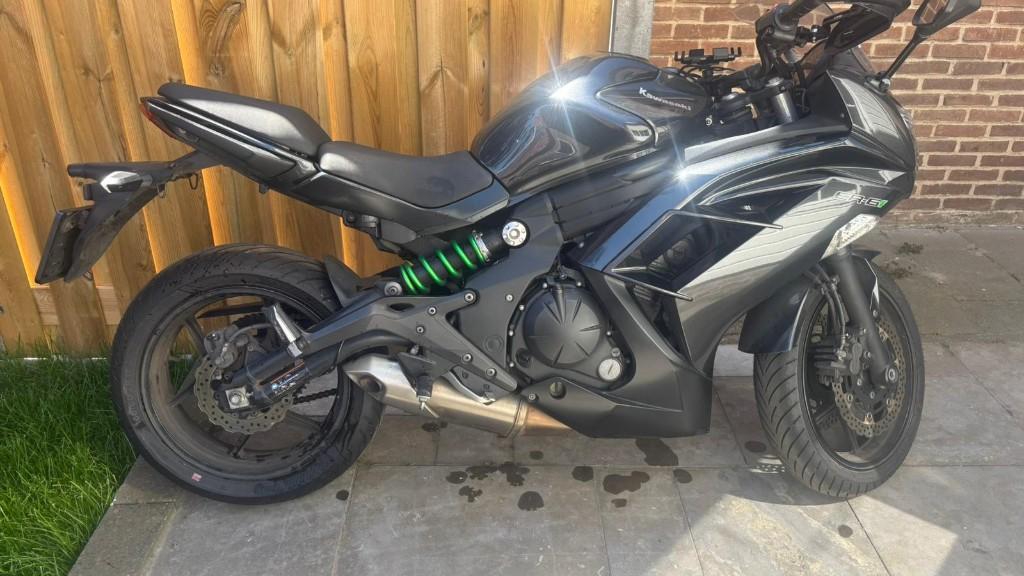 Te koop! - Kawasaki ER6-f ABS - eerste eigenaar, Motoren, Motoren | Kawasaki, 2 cilinders, 649 cc, Gebruikt, Particulier