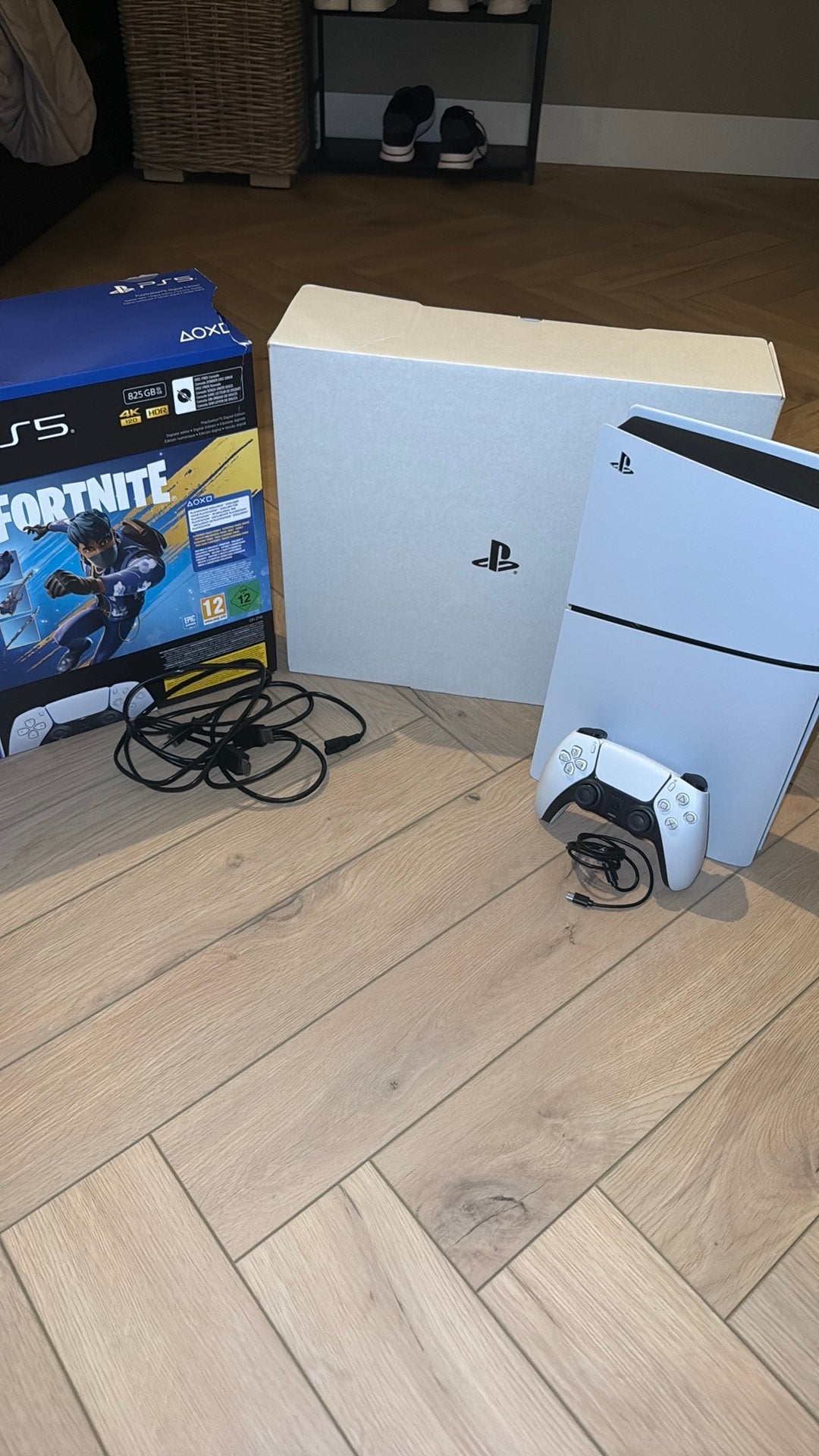 Playstation 5 - ( nieuwstaat ), Spelcomputers en Games, Ophalen of Verzenden, Zo goed als nieuw
