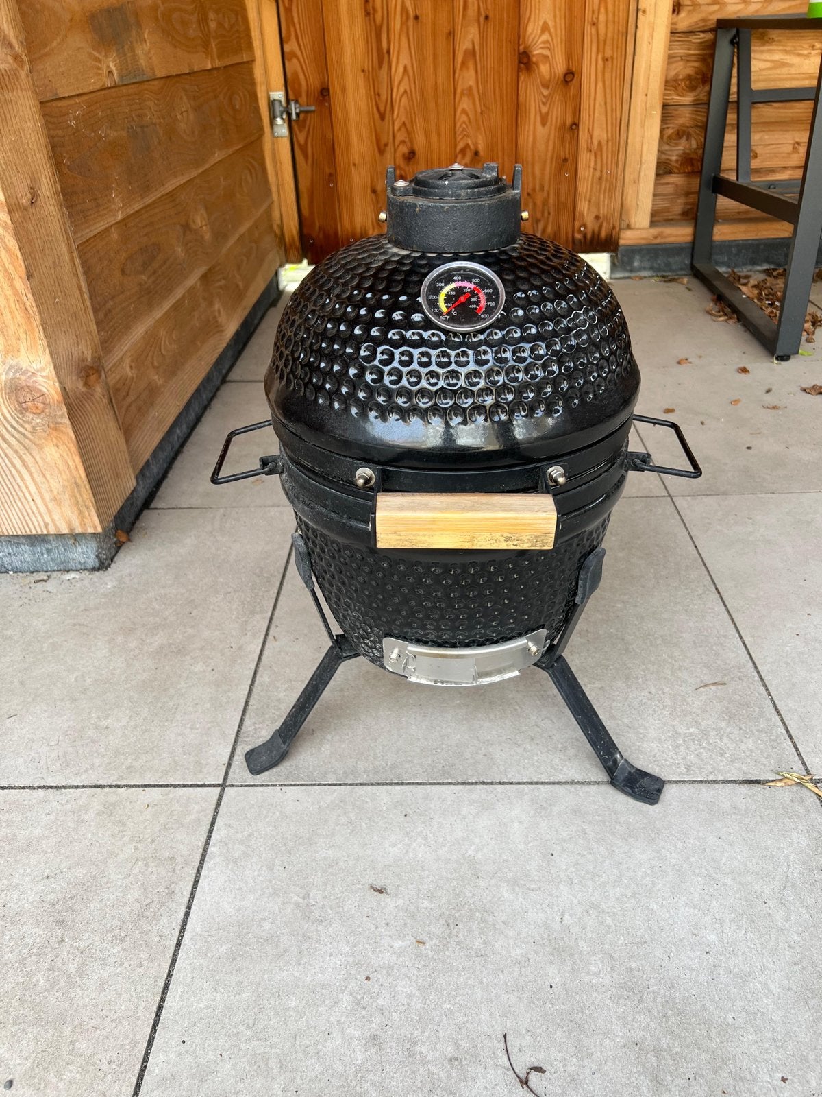 Compacte 13 inch BBQ - 1 jaar gebruikt, in goede staat, Ophalen of Verzenden, Gebruikt