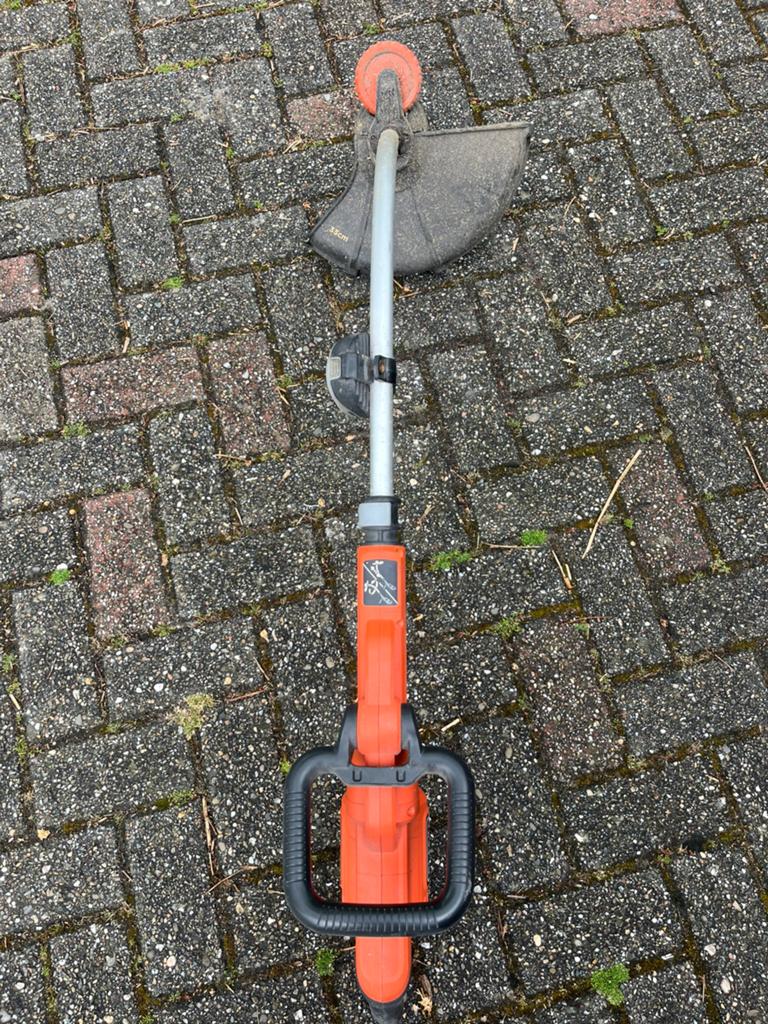 Black+Decker grastrimmer - Elektrisch, gebruikt, Ophalen, Gebruikt, 30 tot 50 cm, Elektrisch