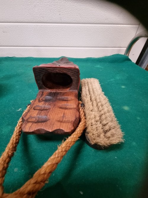 decoratie klomp met borstel van hout, Ophalen of Verzenden