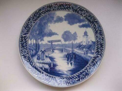 Delfts wandbord handpainted afmeting: 18 cm, Antiek en Kunst, Antiek | Keramiek en Aardewerk, Ophalen of Verzenden