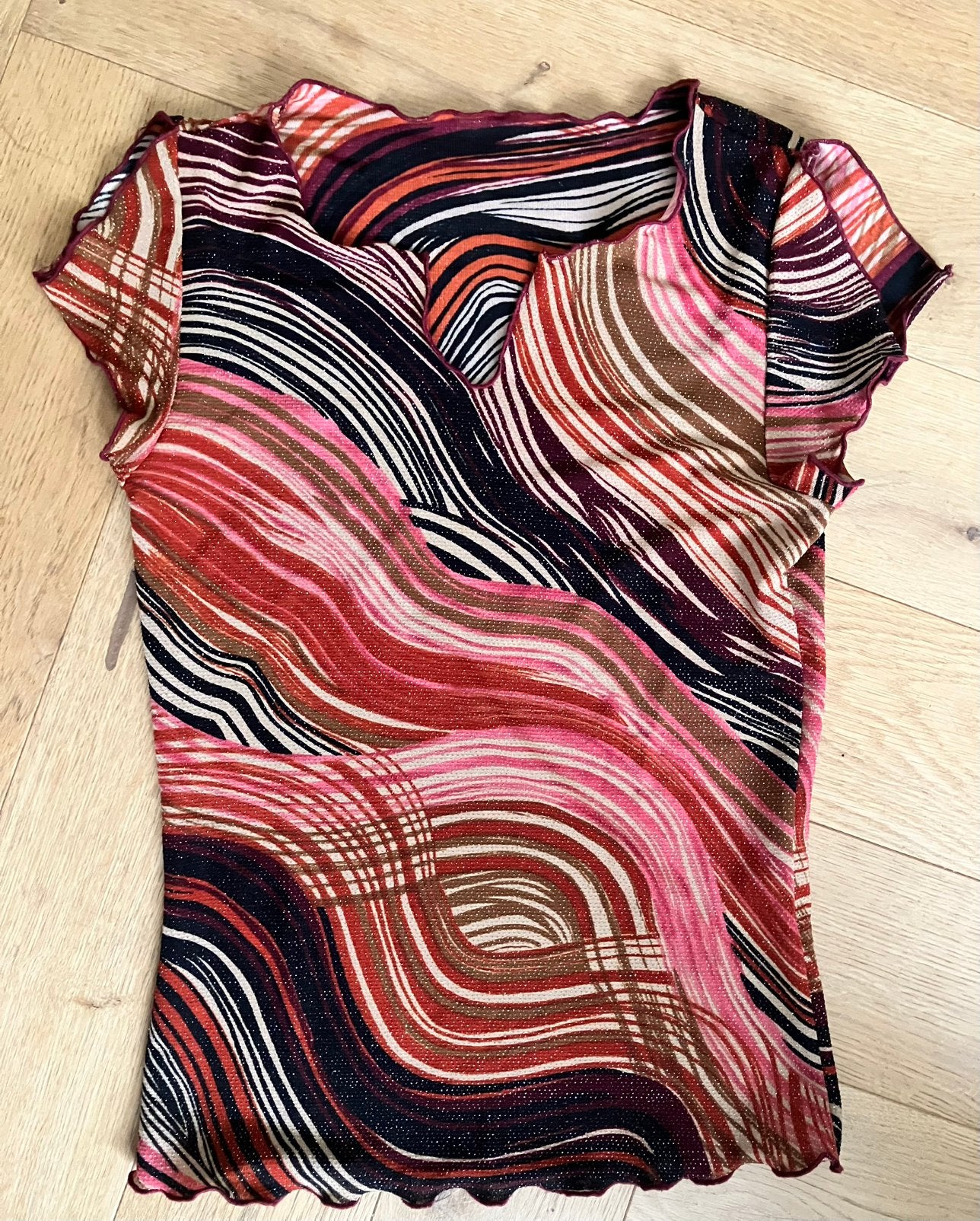 Kleurrijke feestelijke top maat S/M colorful shirt top, Ophalen of Verzenden, Zo goed als nieuw, Korte mouw