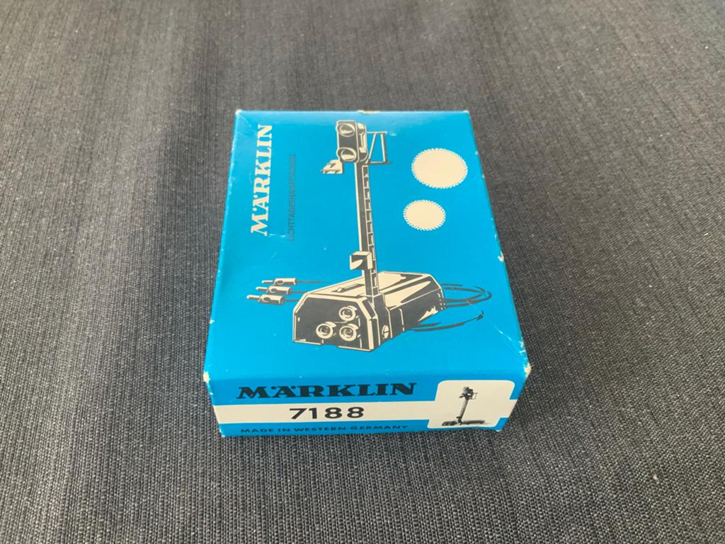Märklin 7188 Lichtseinsignaal in originele verpakking, Wisselstroom, Gebruikt, Overige typen, Ophalen of Verzenden