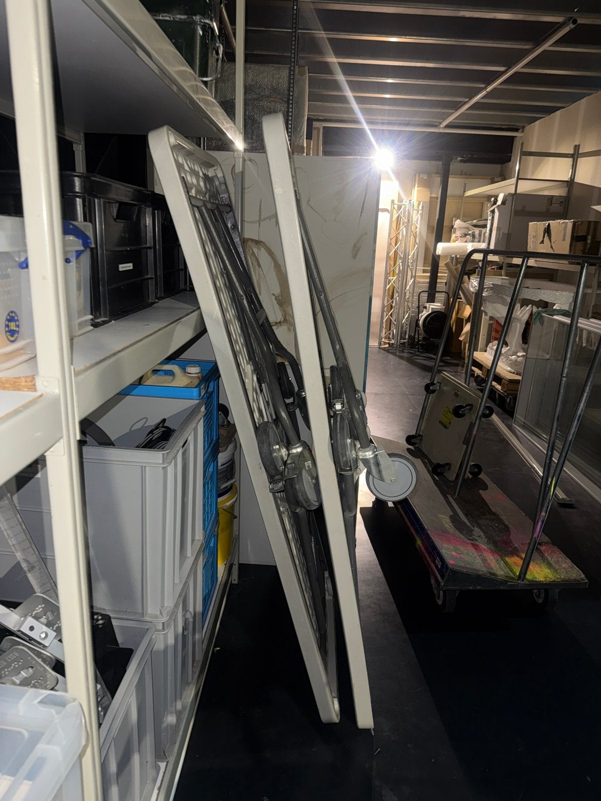 Inklapbare tafel op wielen - kunststof blad, stalen frame, Ophalen, Gebruikt