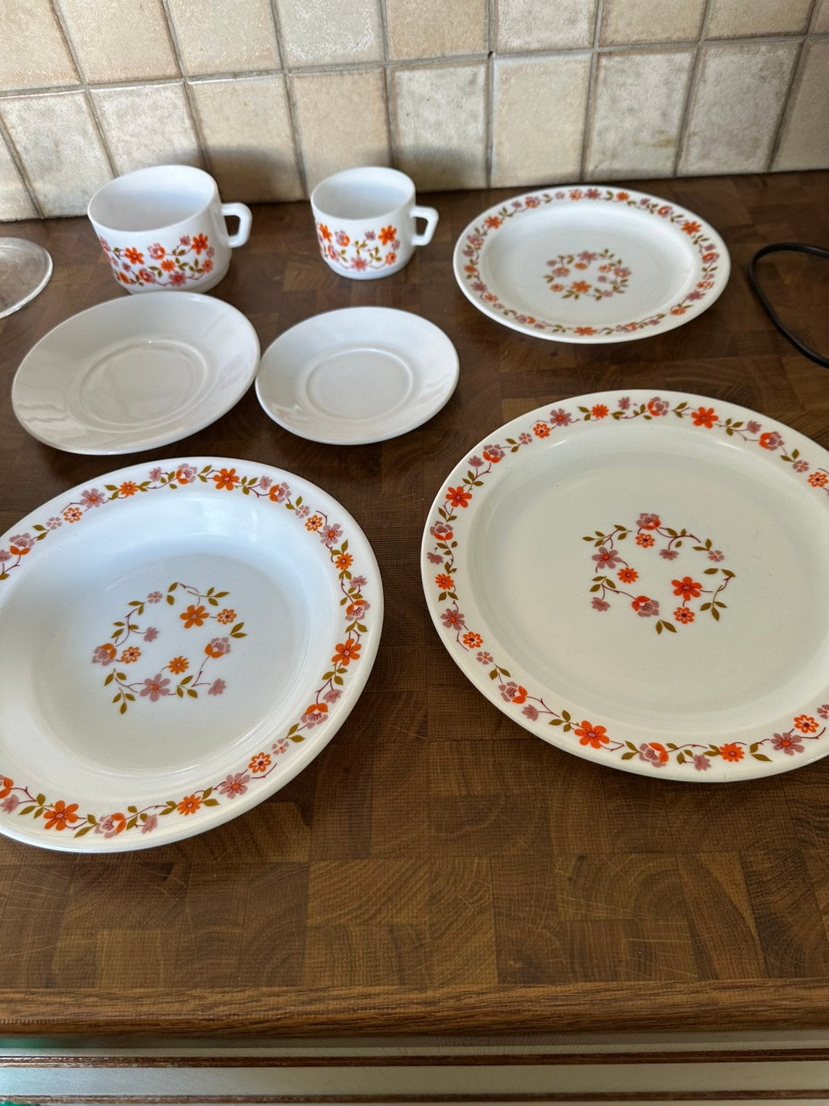 Vintage servies arcopal, Antiek en Kunst, Ophalen