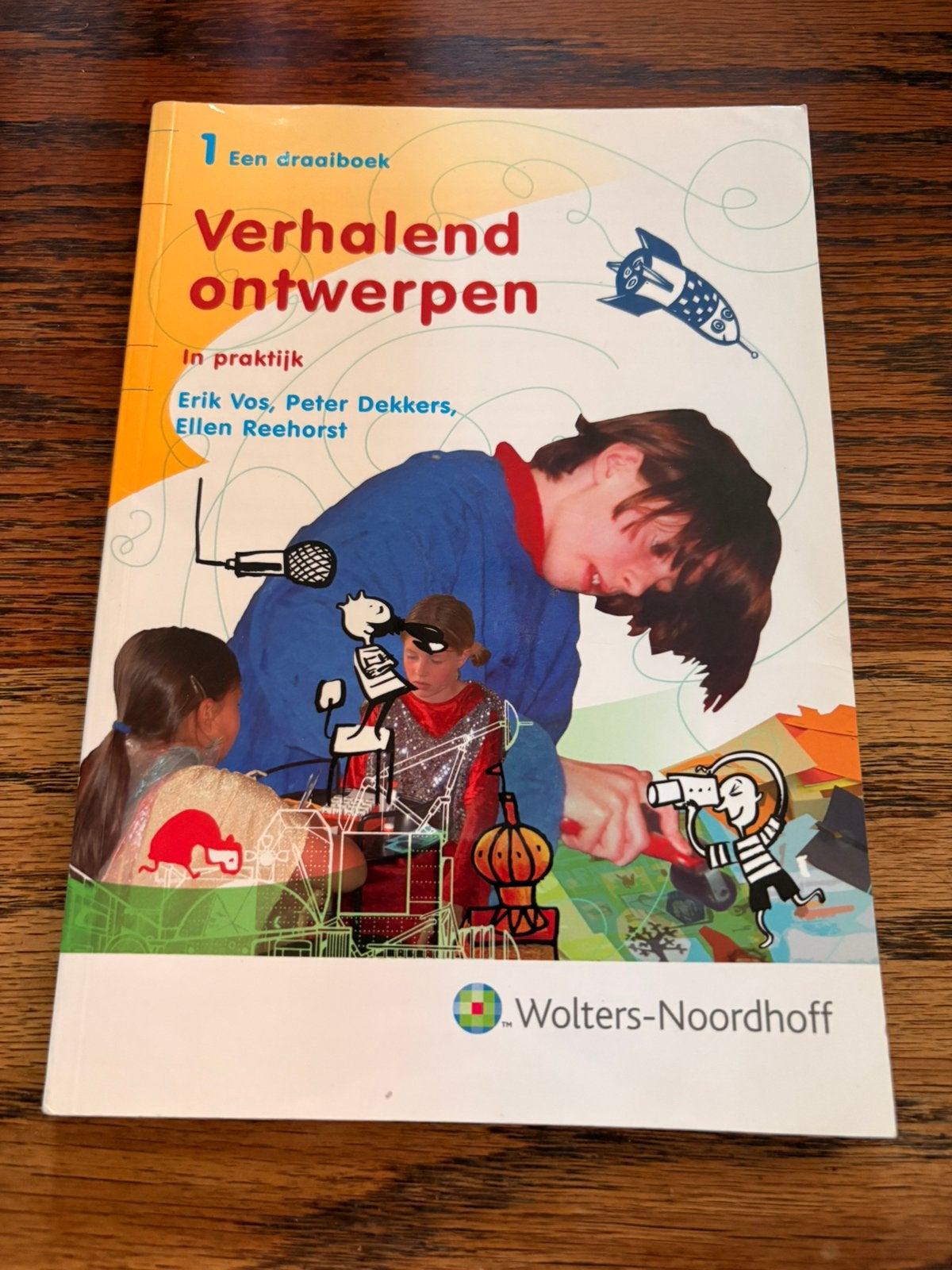 Draaiboek Verhalend ontwerpen in praktijk en aan tekentafel, Gelezen, E. Vos; P. Dekkers; E. Reehorst, Ophalen of Verzenden, Nederlands