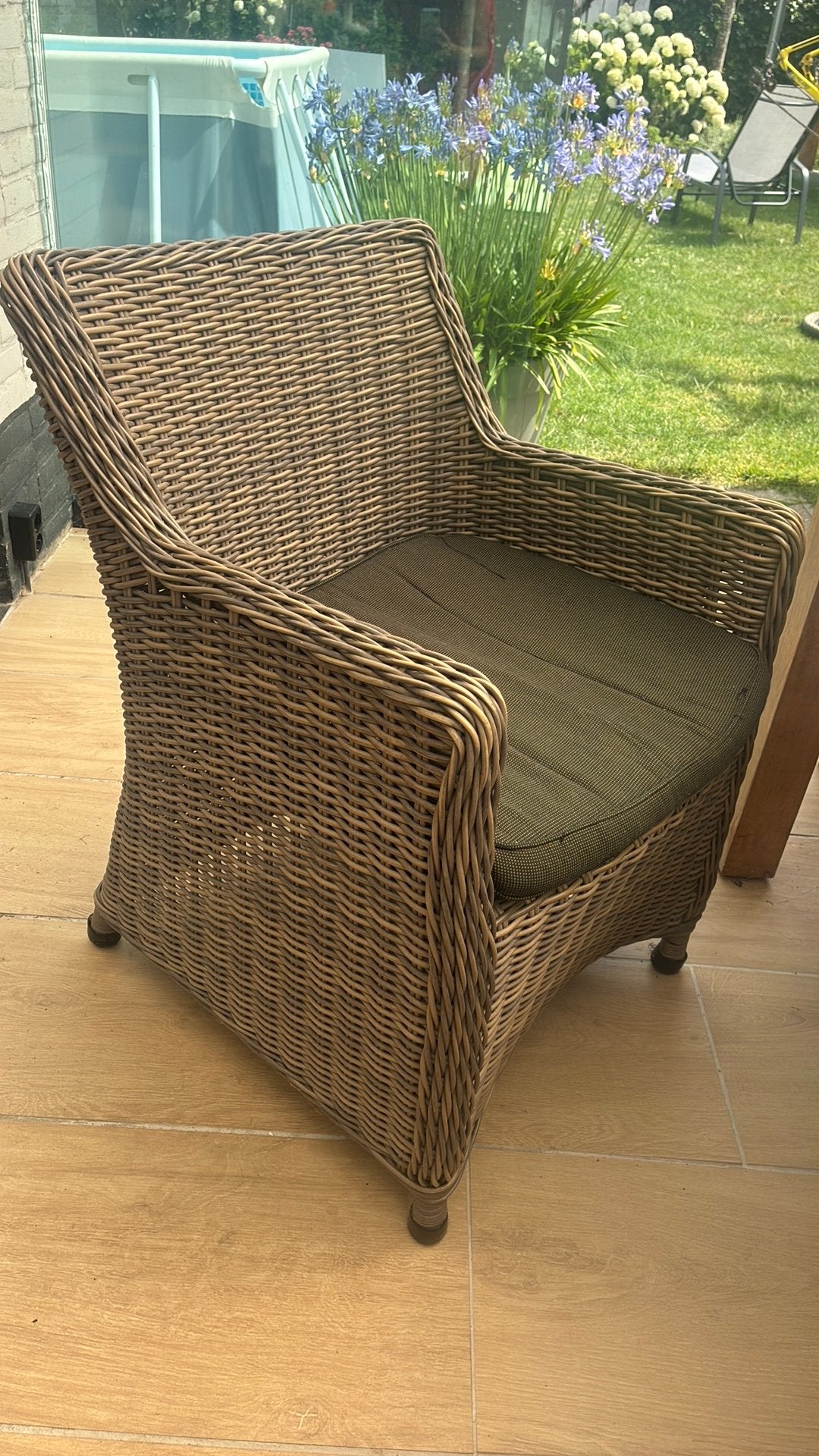 4 stuks rieten tuinstoelen, Tuin en Terras, Tuinstoelen, Ophalen, Gebruikt, Rotan