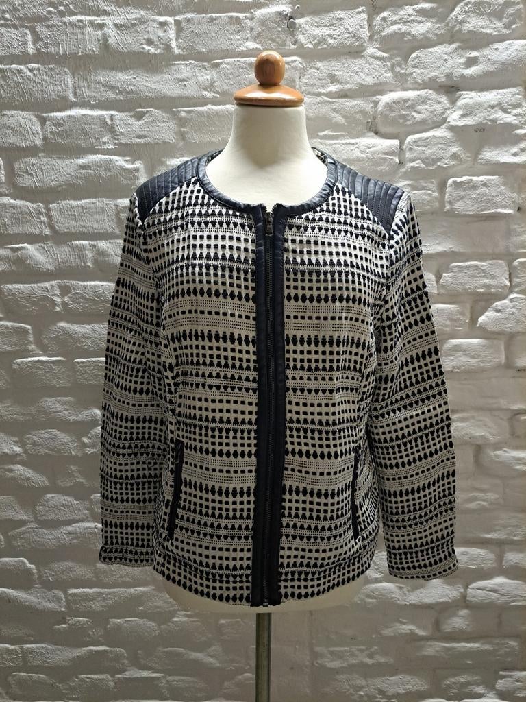 C&A Jasje Maat 42, Kleding | Dames, Jasjes, Kostuums en Pakken, Zo goed als nieuw, Jasje, Maat 42/44 (L), Zwart, Verzenden