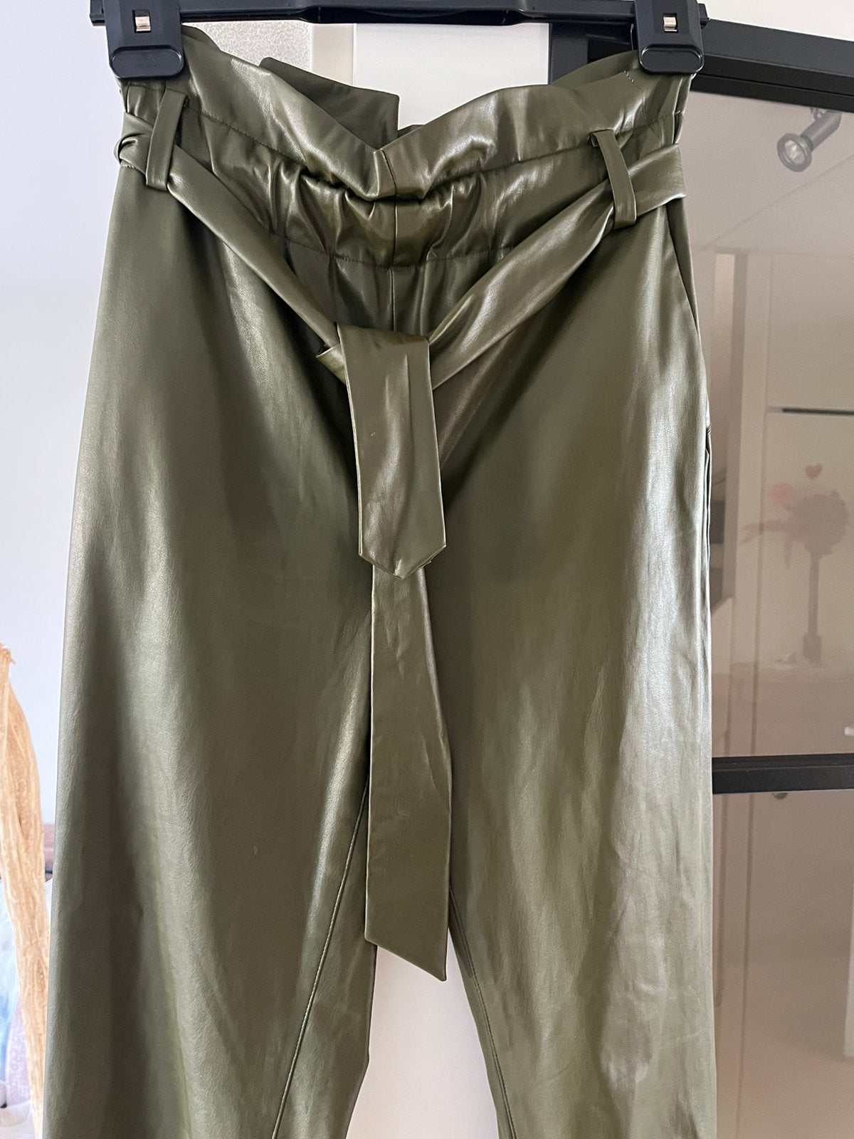 DANTE6 vegan leren broek (kunstleer) als nieuw mt1, Kleding | Dames, Ophalen of Verzenden, Zo goed als nieuw, Maat 36 (S), Lang