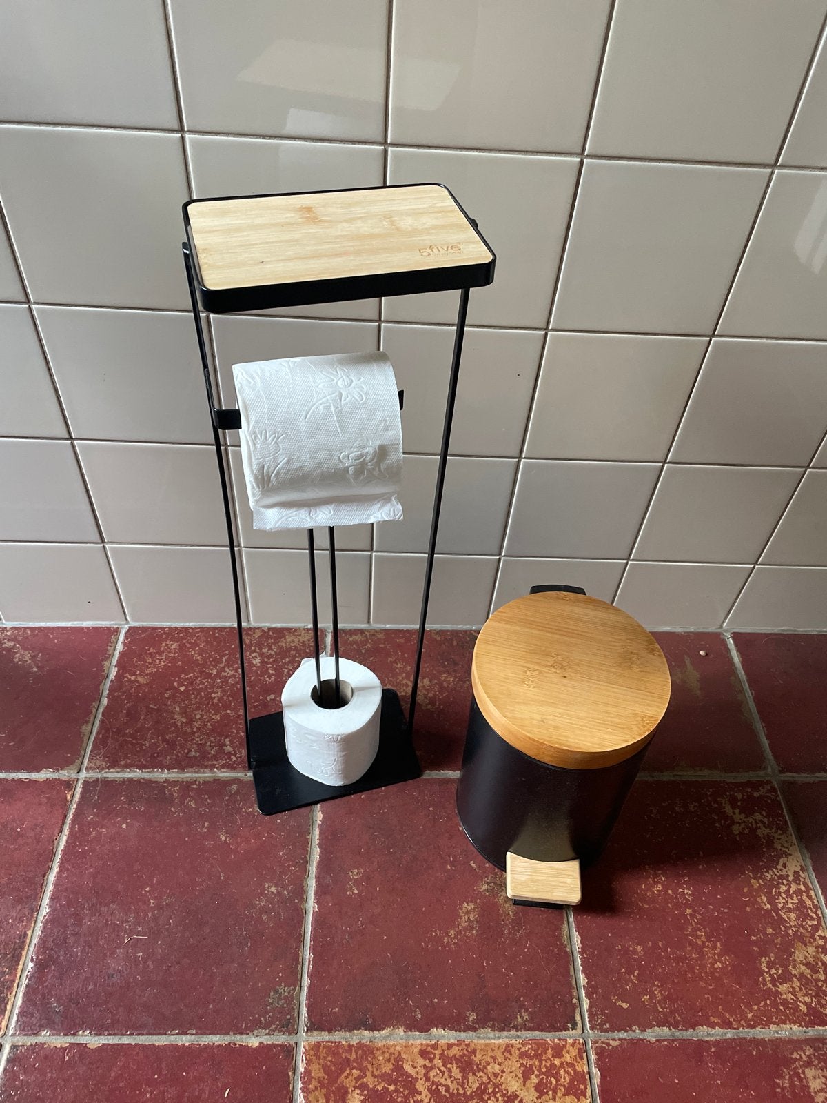 Toiletrolhouder met opbergruimte en prullenbak, Ophalen, Gebruikt, Zwart, Toilet-accessoire
