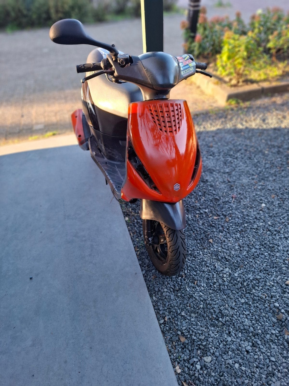 Piaggio zip stuntscooter, Fietsen en Brommers, Ophalen, Benzine, Zip