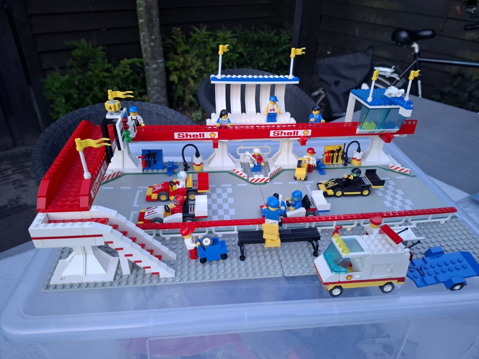 Lego 6395 Shell Race Station met auto's en figuren, Kinderen en Baby's, Speelgoed | Duplo en Lego, Gebruikt, Lego, Complete set