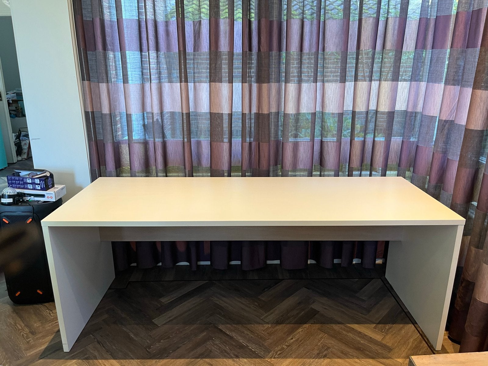 Modern wit bureau - ideaal voor thuiswerkplek of kantoor, Ophalen, Gebruikt, Spaanplaat of MDF, Computerbureau