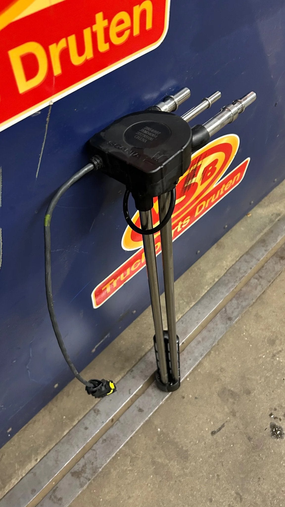 Scania Tank vlotter SUPER nieuw, Auto-onderdelen, Gebruikt, Scania, Dashboard en Schakelaars