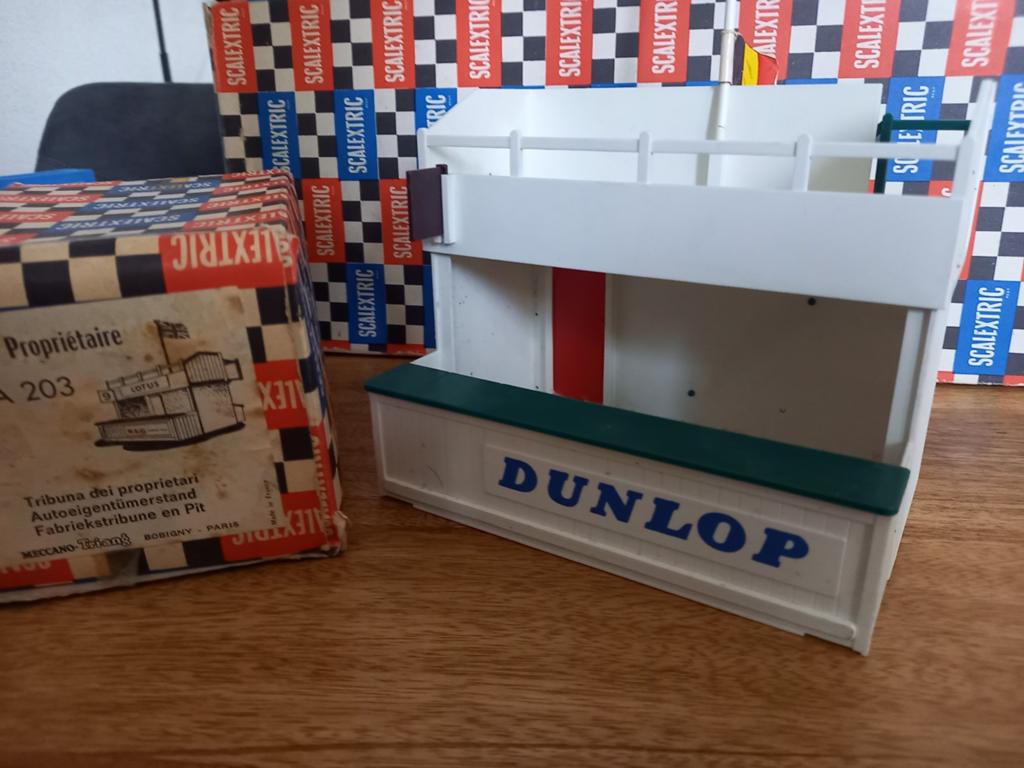 Scalextric A 203 Fabriekstribune en Pit - Vintage Racebaan, Kinderen en Baby's, Speelgoed | Racebanen, Overige merken, Gebruikt