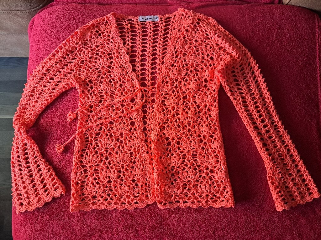Oranje gehaakt vestje met lange mouwen, S, Ophalen of Verzenden, Zo goed als nieuw, Maat 36 (S), Oranje