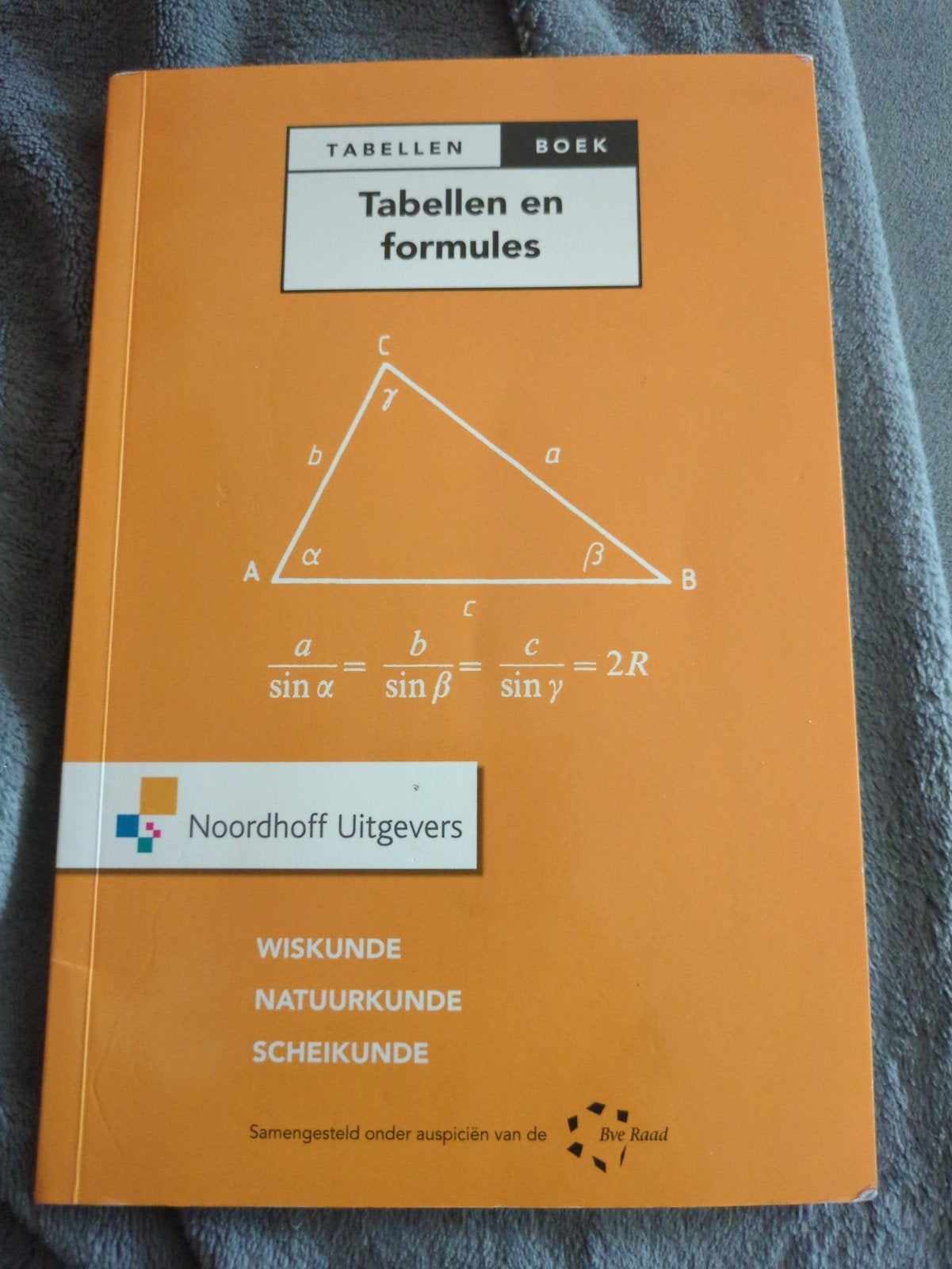 Tabellen en formules - Wiskunde, Natuurkunde, Scheikunde, Ophalen of Verzenden, Zo goed als nieuw, MBO, Bve Raad